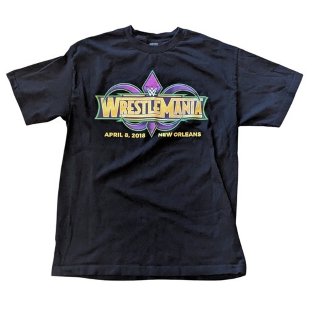 Authentic WWE Wrestlemania April 8, 2018 New Orleans Mardi Gras T shirt Large